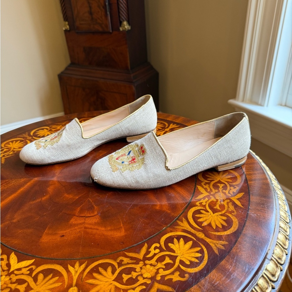 Jon Josef Gatsby Emblem Tan Linen Embroidered Flat Loafer Size 9 MSRP $195 - Picture 9 of 10